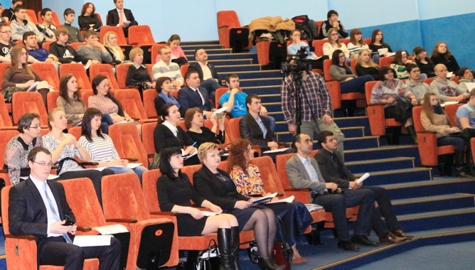 Научно-практическая конференция по вопросам охраны окружающей среды на Крайнем Севере 2015. Ученый Совет ЯНАО